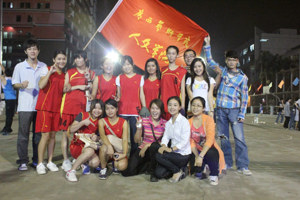 太阳成集团tyc33455cc女篮在“共青团杯”迎新生篮球赛中取得优异成绩