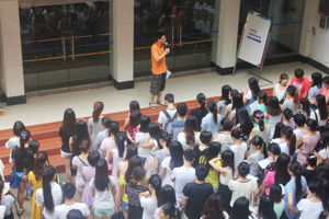 太阳成集团tyc33455cc举行期末诚信考试和假期安全教育会议