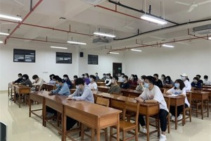 【人文青年】公司召开新学期各班级团学干部第一次会议