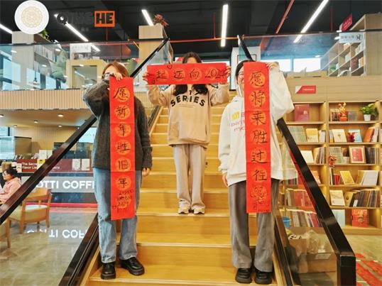 0acf7971c6504a29a8e42c662a92ea82.jpg 0acf7971c6504a29a8e42c662a92ea82.jpg